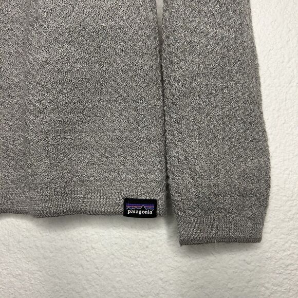 Flawed Patagonia Women's Capilene Air Crew Gray Large - Picture 4 of 8